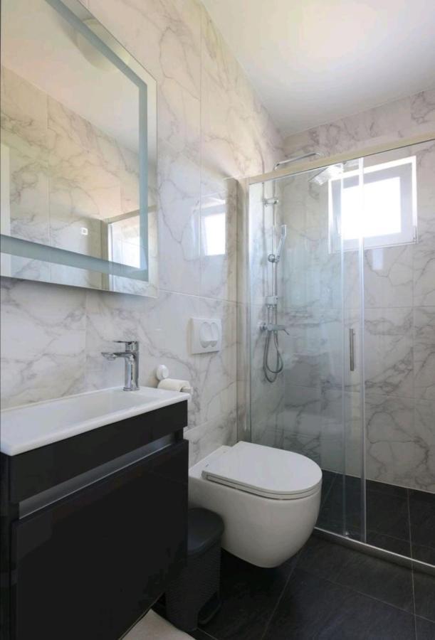 Appartamento Casa Bianca Privlaka  Esterno foto