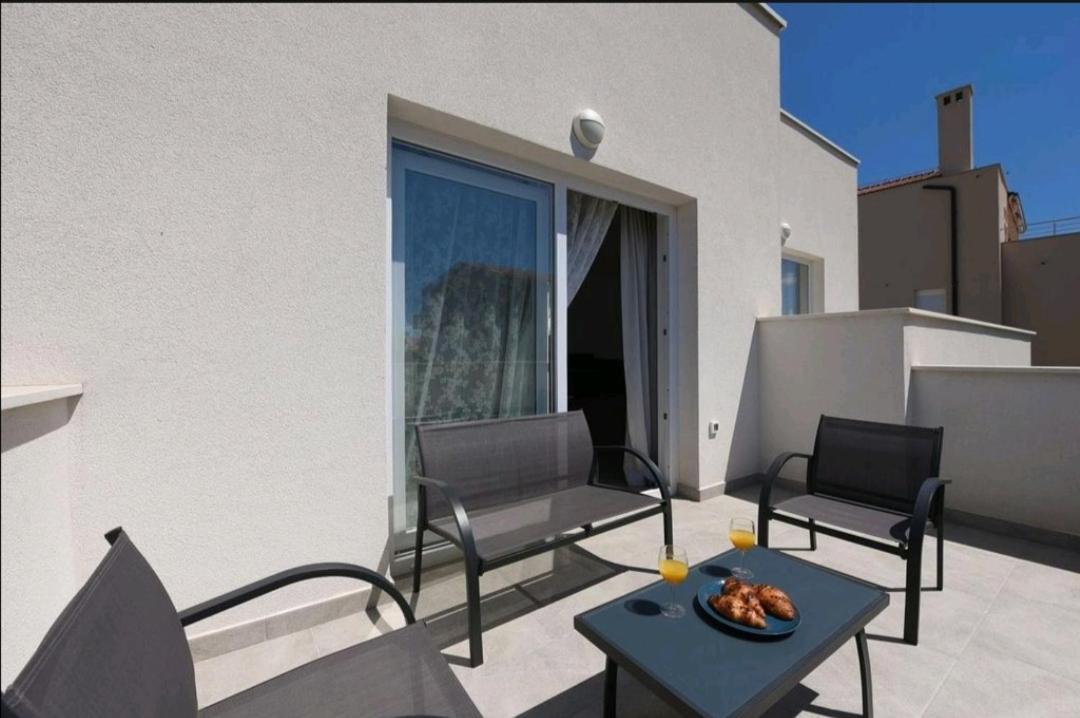 Appartamento Casa Bianca Privlaka  Esterno foto